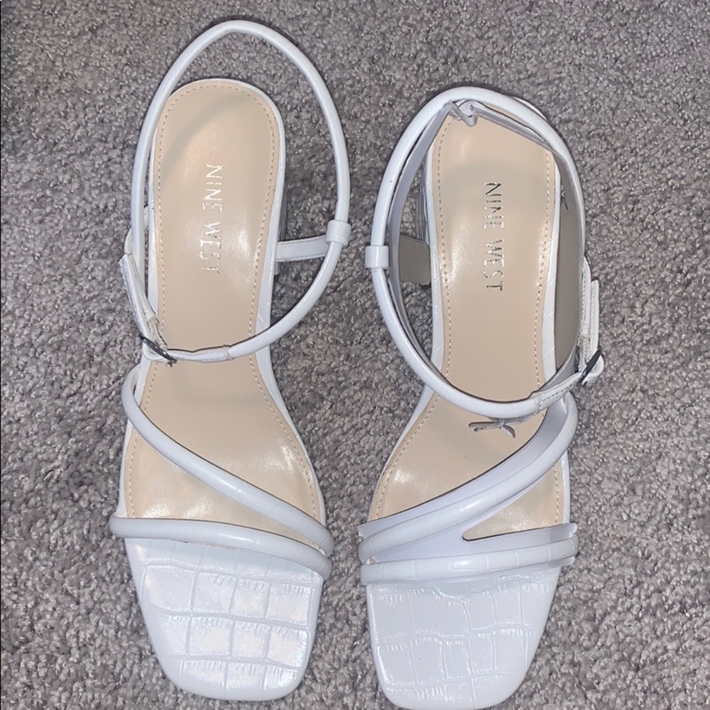 Brand new Nine West White crocodile block heels